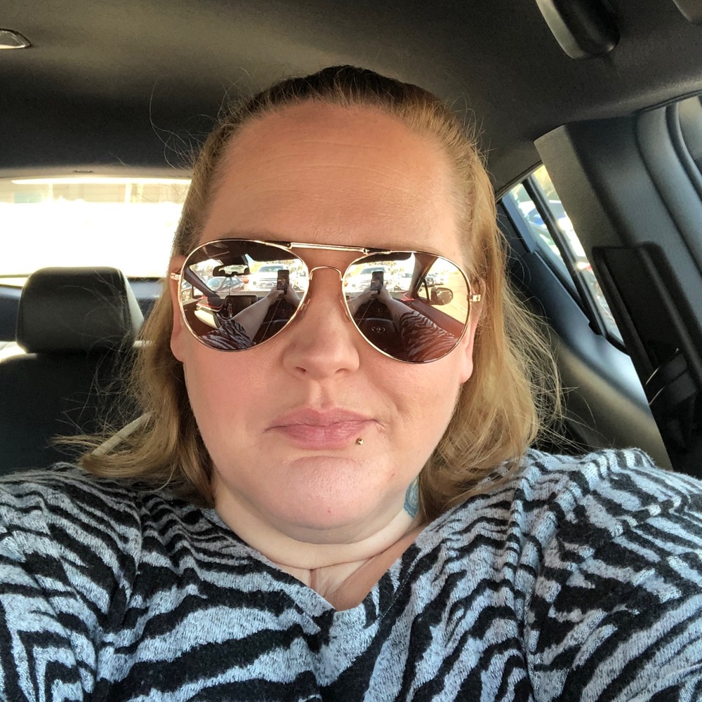 Meet your Posher, Sarah